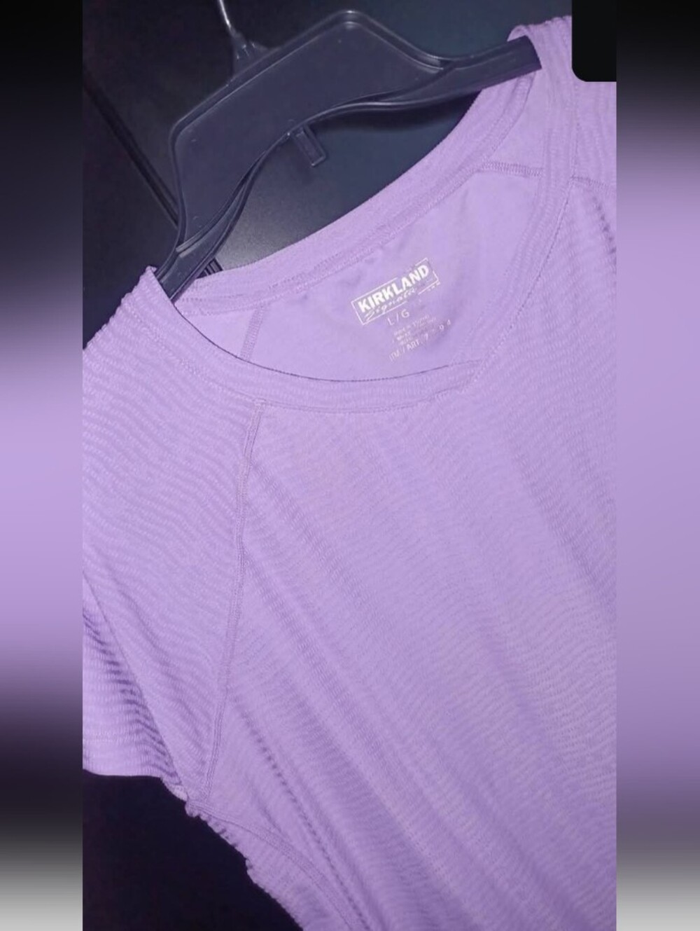 Kirkland Signature Lavender Short-Sleeve Crewneck Tope SIZE LARGE